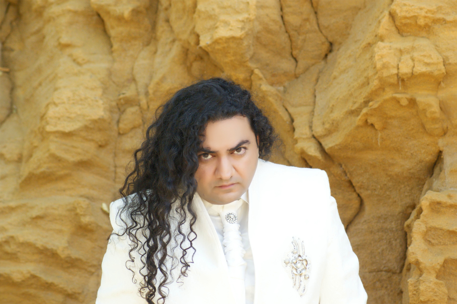 Exclusive Rendezvous with Taher Shah
